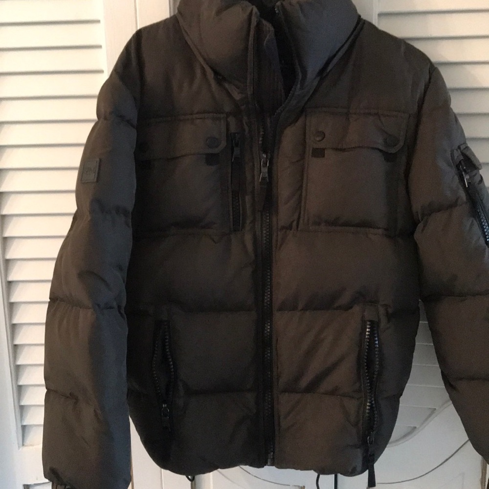 Sam.  Men’s coat. (Also good as boys size 16)